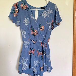 Floral Romper!!